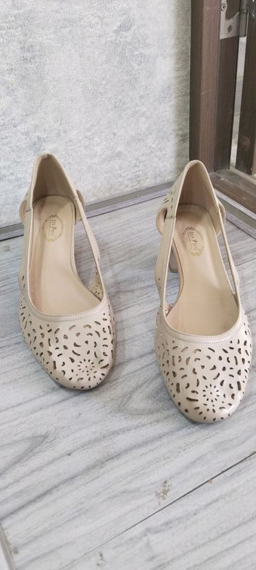 Badanoshka 42razmeri bolshimerka.80.000ming so'm Badanoshka 42razmeri bolshimerka.80.000ming so'm