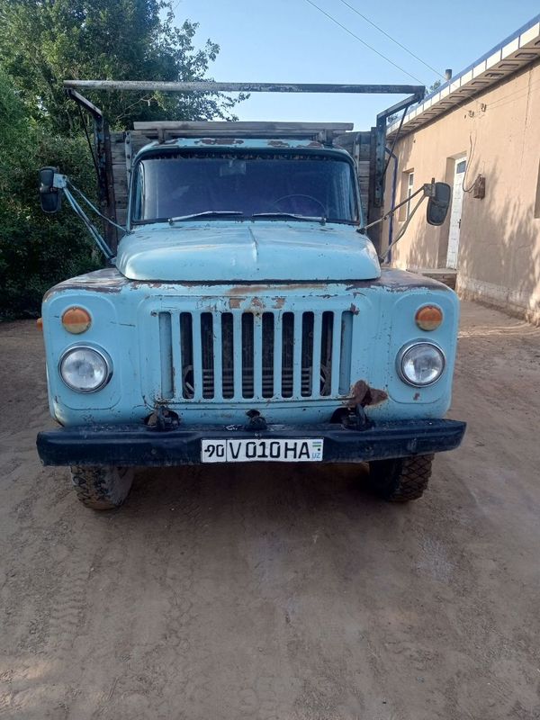 Gaz 52 sotiladi holati yaxshi Gaz 52 sotiladi holati yaxshi
