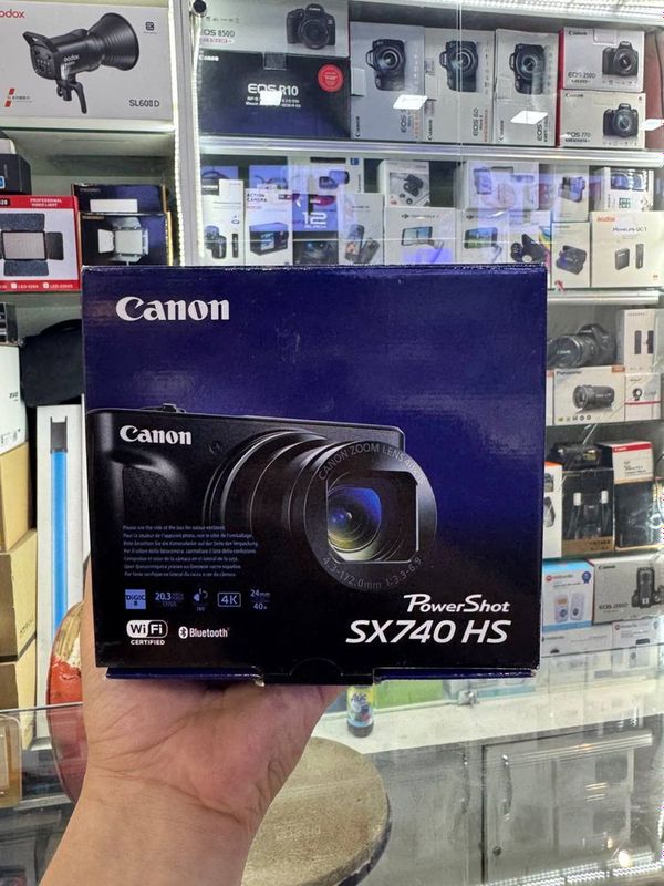 Canon sx740hs kit