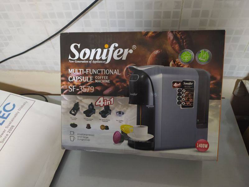 Кофемашина Sonifer SF-3579