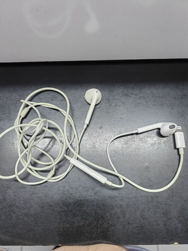 Оригинал iphone наушники