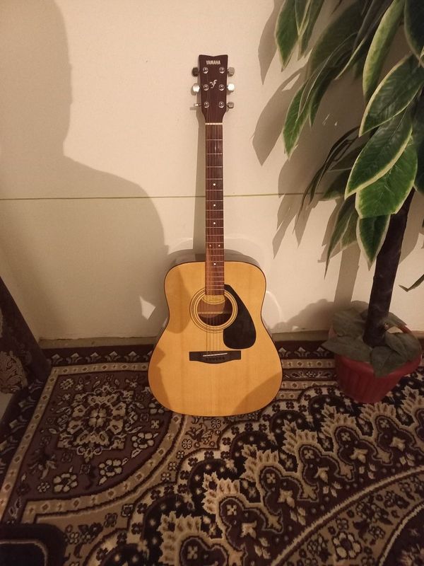 Gitara Yamaha F310