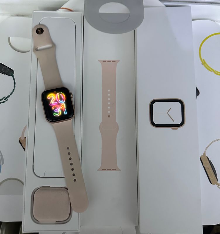 Apple Watch 4 44 mm Karabka Dak Apple Watch 4 44 mm Karabka Dak