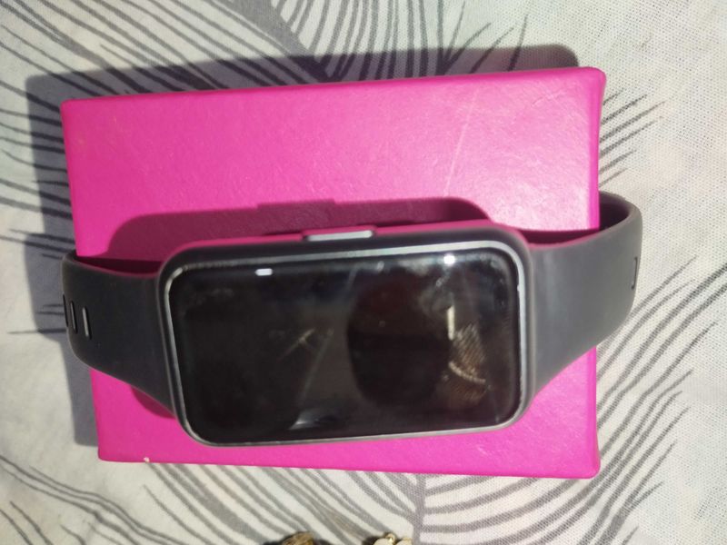Huawei band 7 smartwatch Huawei band 7 smartwatch