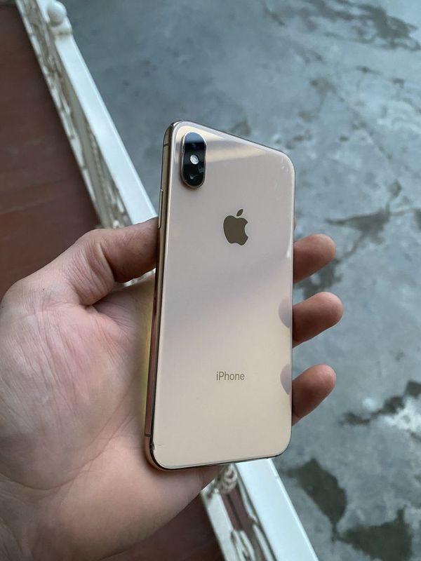 Iphone Xs golt 64lik