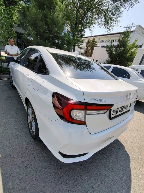 Honda krayder