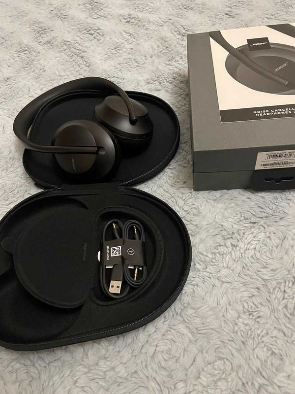 Наушники Bose Noise Cancelling Headphones 700 Наушники Bose Noise Cancelling Headphones 700