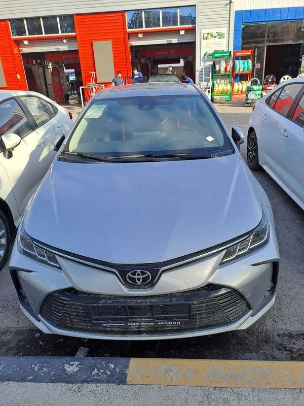 Namanganda Yangi Toyota Corolla 1.2 t Stalnoy/Bronza