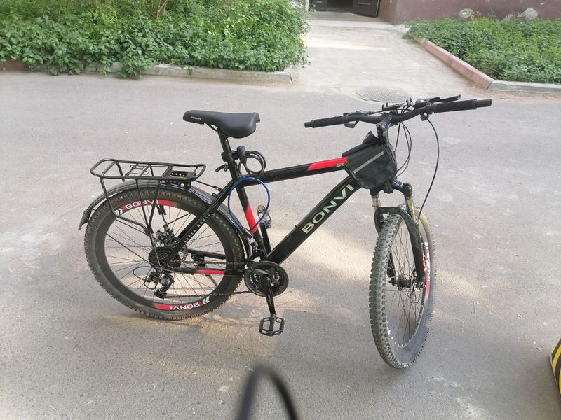 Veloseped sotiladi holati yangi Veloseped sotiladi holati yangi