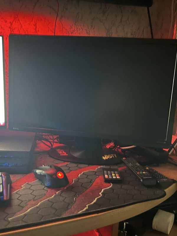 Продам монитор benq 75gh Продам монитор benq 75gh