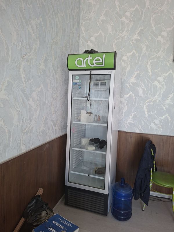Yangi dek turibdi kup ishlamagan Yangi dek turibdi kup ishlamagan