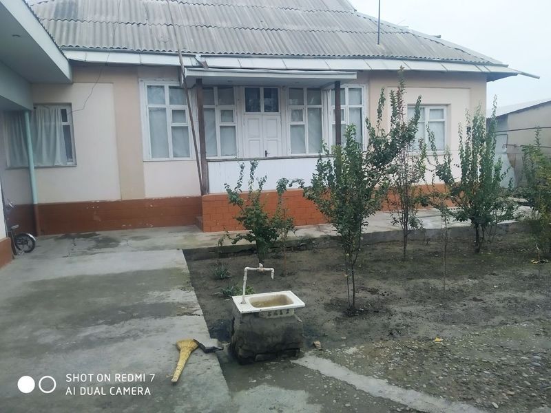 Ишлаб чикаришга, цехга еки яшашга арендага берилади Зангиота тумани Зи Ишлаб чикаришга, цехга еки яшашга арендага берилади Зангиота тумани Зи