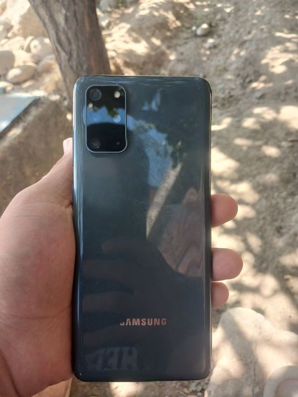 Samsung galaxy S20 +