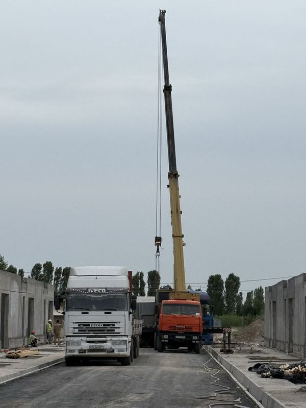 Автокран услуга 32тон 31мет Автокран услуга 32тон 31мет