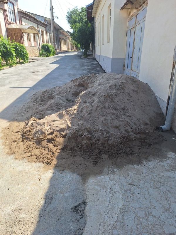 Qoplangan qum sotiladi Qoplangan qum sotiladi