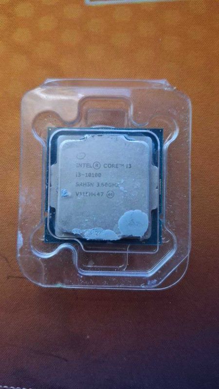 Процессор Intel Core i3-10100 / 4 ядра, 8 потоков Процессор Intel Core i3-10100 / 4 ядра, 8 потоков