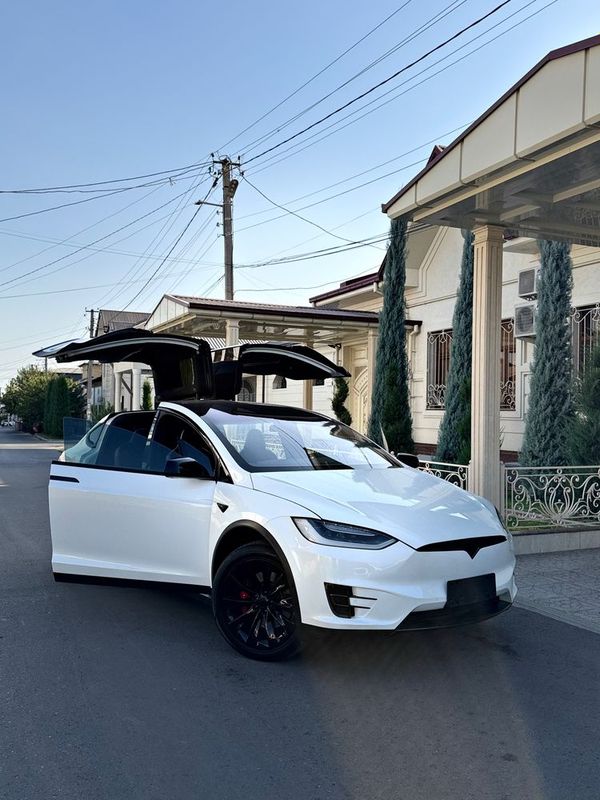 Tesla model X 75D 450km 2018 Состаяние Идеално Amerikanka Tesla model X 75D 450km 2018 Состаяние Идеално Amerikanka