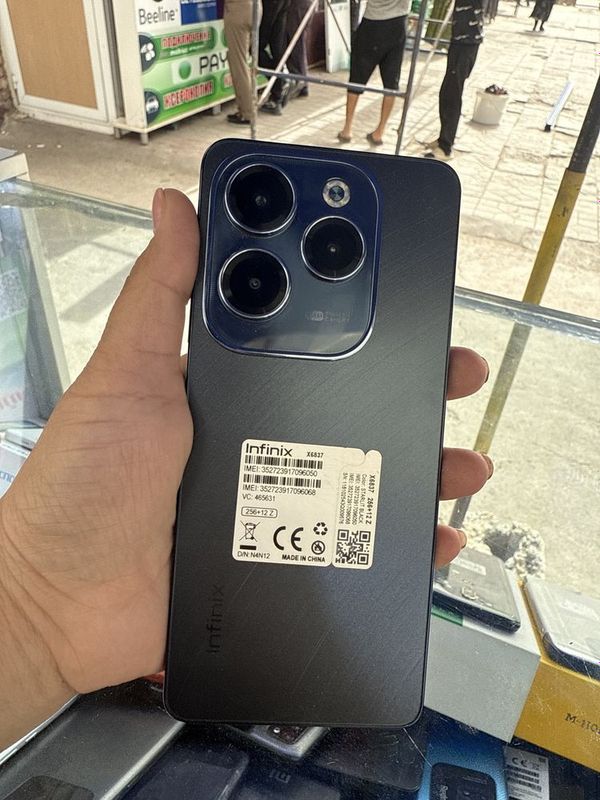 hot 40 pro 256 gb o’yin uchunam zo’r pubg o’ynasela bo’ladi hot 40 pro 256 gb o’yin uchunam zo’r pubg o’ynasela bo’ladi