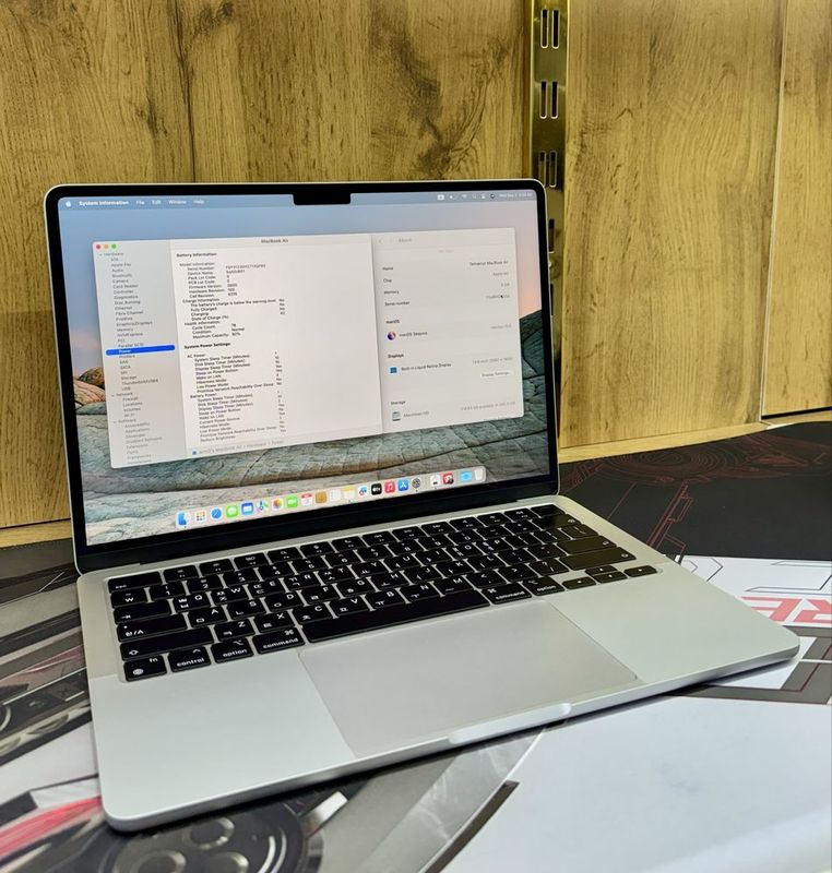 Macbook Air M2 13inch Silver Macbook Air M2 13inch Silver