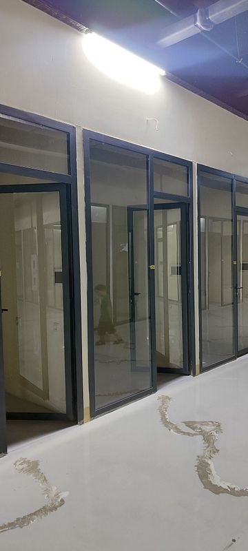 Do'kon, Ibin Sino Savdo markazi 4 etaj 9 m² Do'kon, Ibin Sino Savdo markazi 4 etaj 9 m²