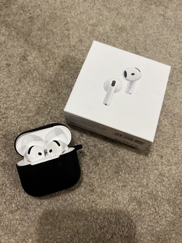 Airpods sotiladi Airpods sotiladi