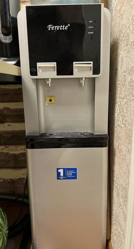 Диспенсер, cooler для воды Диспенсер, cooler для воды
