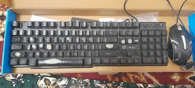 Игровая клавиатура и мышка Игровая клавиатура и мышка