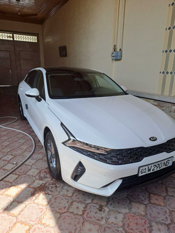 Kia k5 srochno sotiladi panarama lyuk ochiladi Kia k5 srochno sotiladi panarama lyuk ochiladi