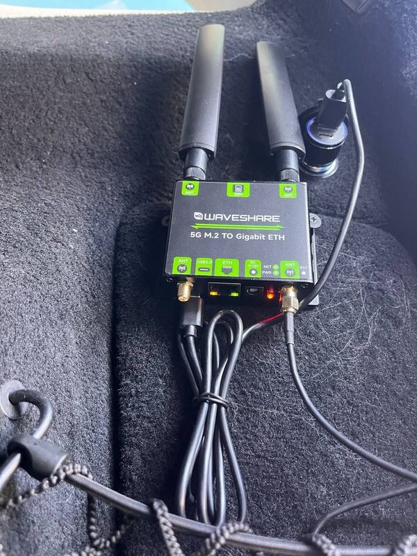 Avto wi-fi rotor sotiladi 100$