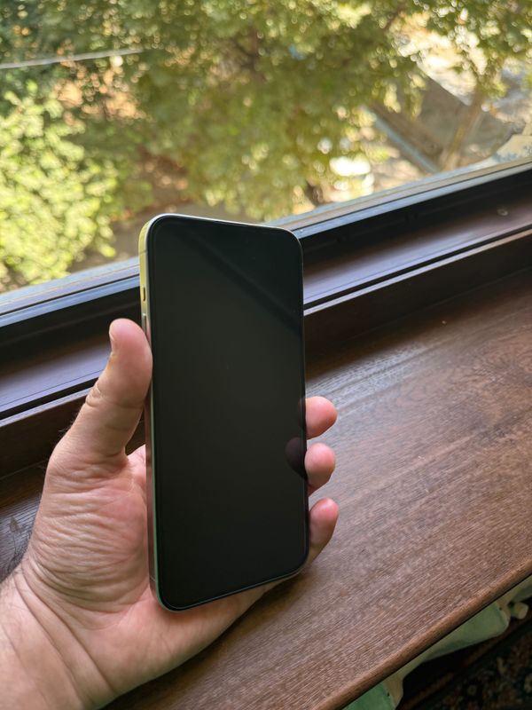I phone 15 pro max 256 I phone 15 pro max 256