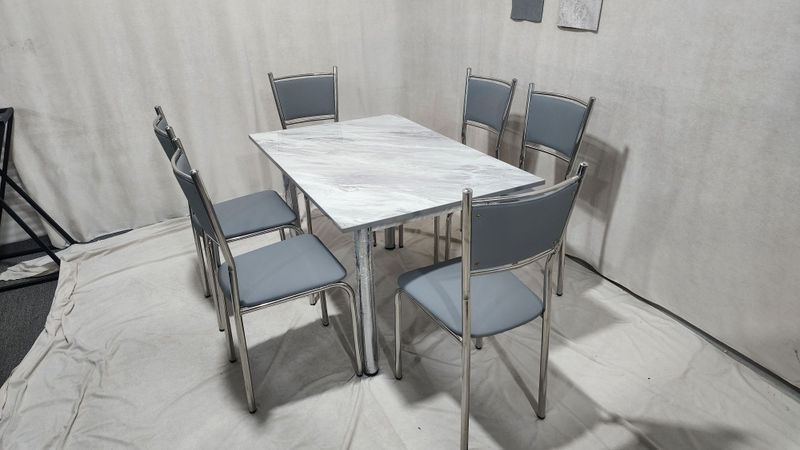 Temirdan stol stullar Temirdan stol stullar