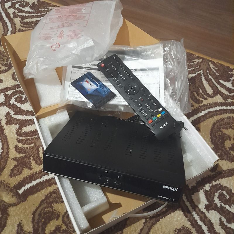 HD box 300 plus тунер