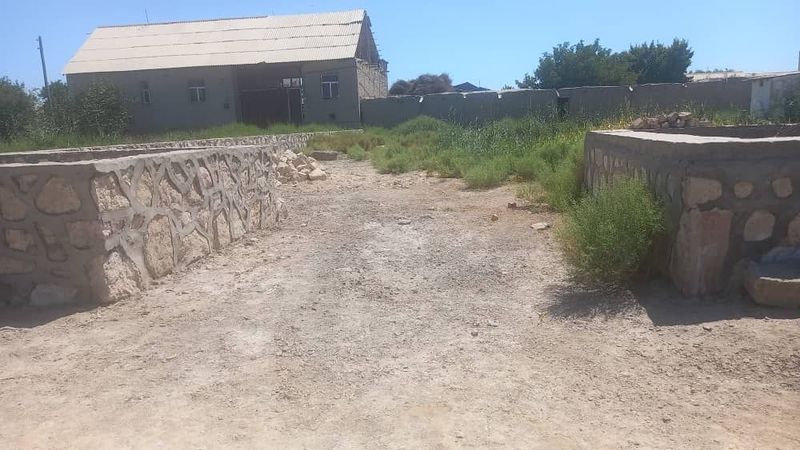 Учаска сотилади ойбекда абмен ойлаб корамиз Учаска сотилади ойбекда абмен ойлаб корамиз
