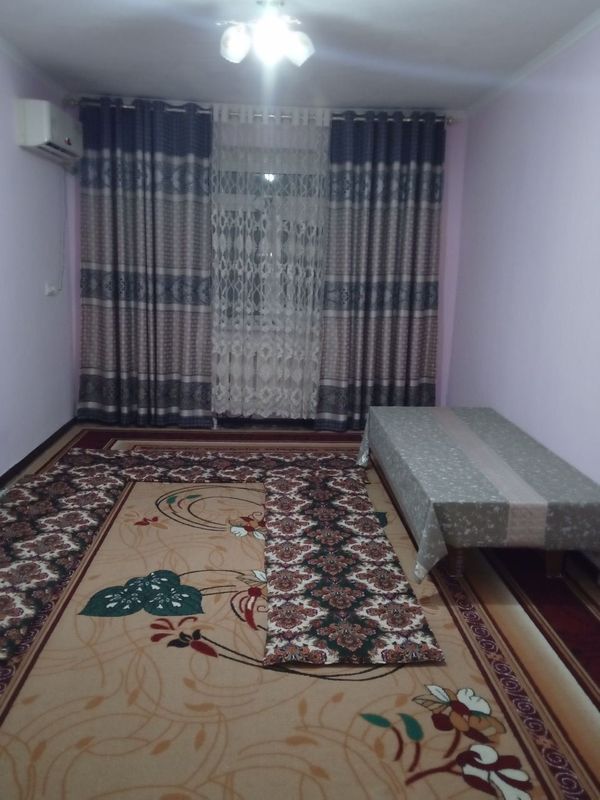 Navoiy shahar Qizilqum 4 uy 12 honadon 2 honalik uy sotiladi Navoiy shahar Qizilqum 4 uy 12 honadon 2 honalik uy sotiladi