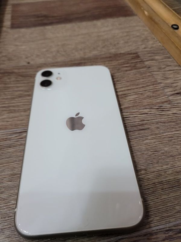 iPhone 11 (holati ideal)