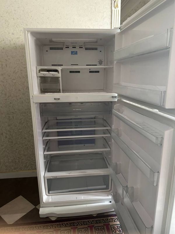 Холодильник продается Холодильник продается