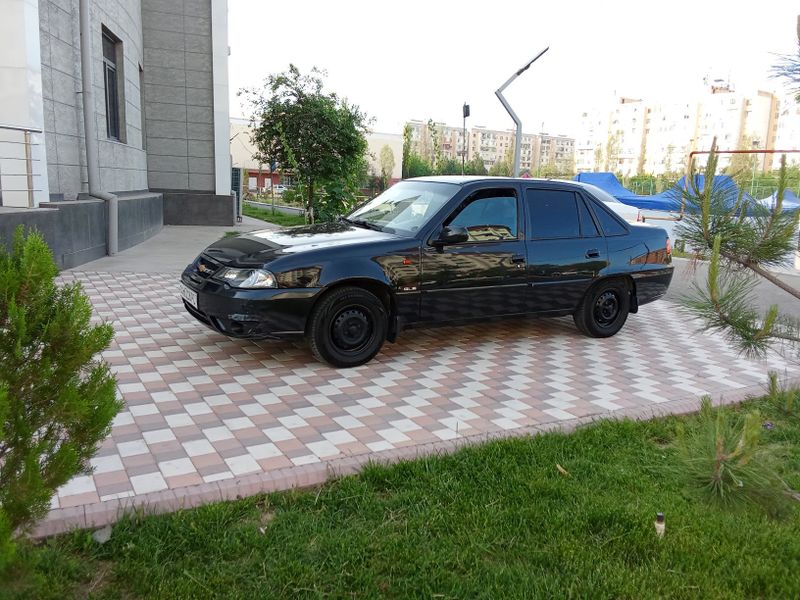 Moshina sotiladi gazi bor Moshina sotiladi gazi bor