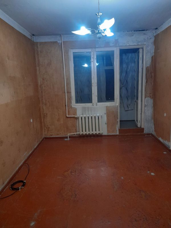 Срочно аренда квартиру Массив Феруза 1/2/4 балкон 1.5/3