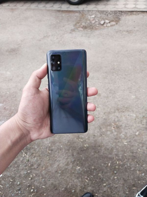 Samsung galaxy a51 Samsung galaxy a51