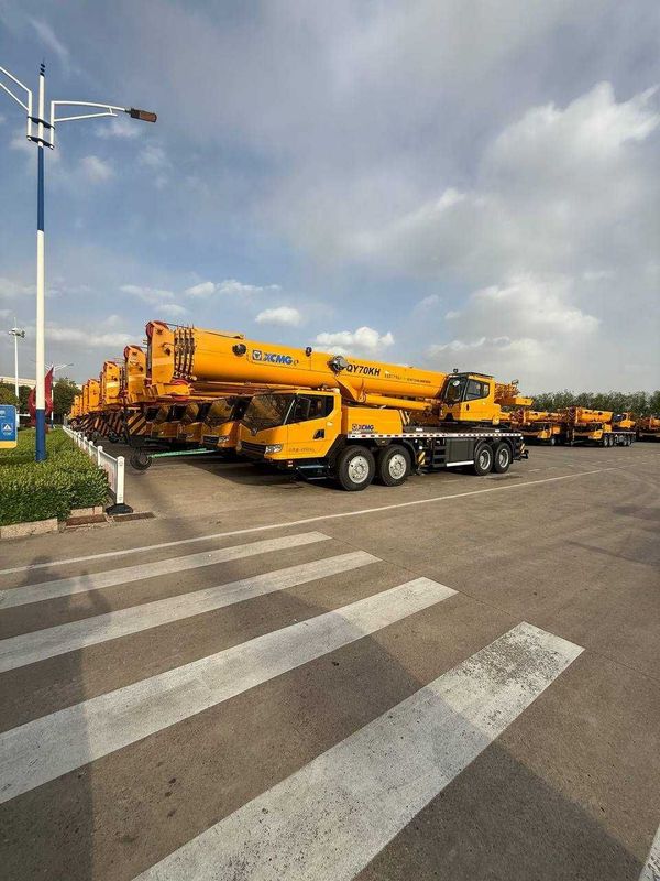 AVTO KRAN 50 TONNA 172.000$ AVTO KRAN 50 TONNA 172.000$