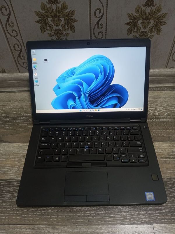 Dell i7-8650U 8/256 IT va shunga oʻxshash yo'nalish uchun yaxshi vari