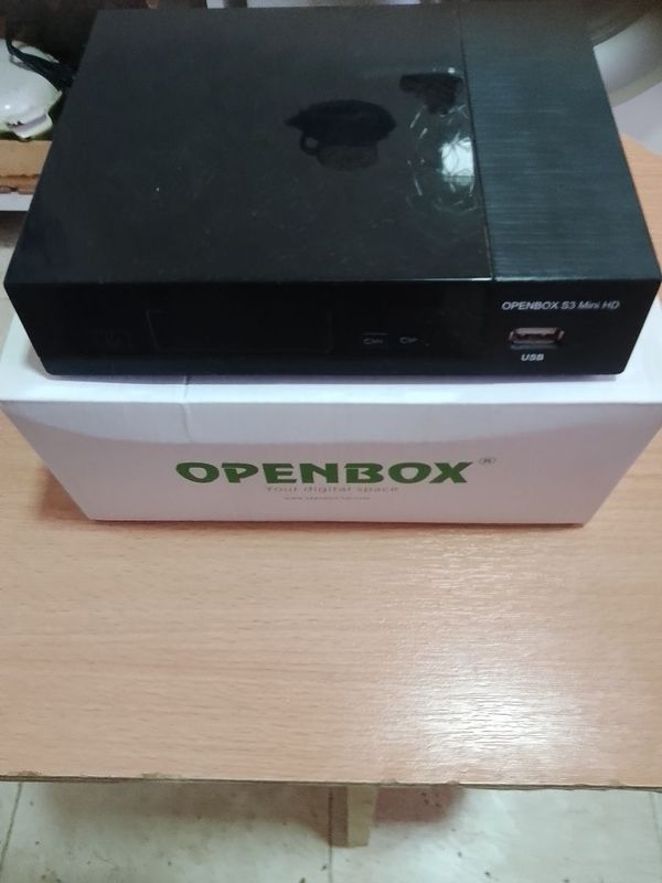 Продам спутниковый тюнер Openbox S3 mini Продам спутниковый тюнер Openbox S3 mini