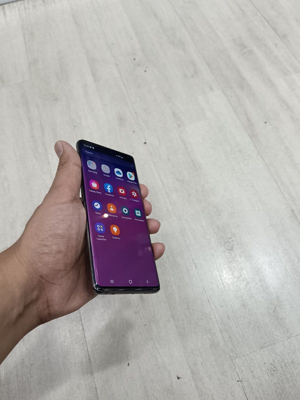 Samsung Galaxy S10+ Plus 8/128 GB Black Samsung Galaxy S10+ Plus 8/128 GB Black