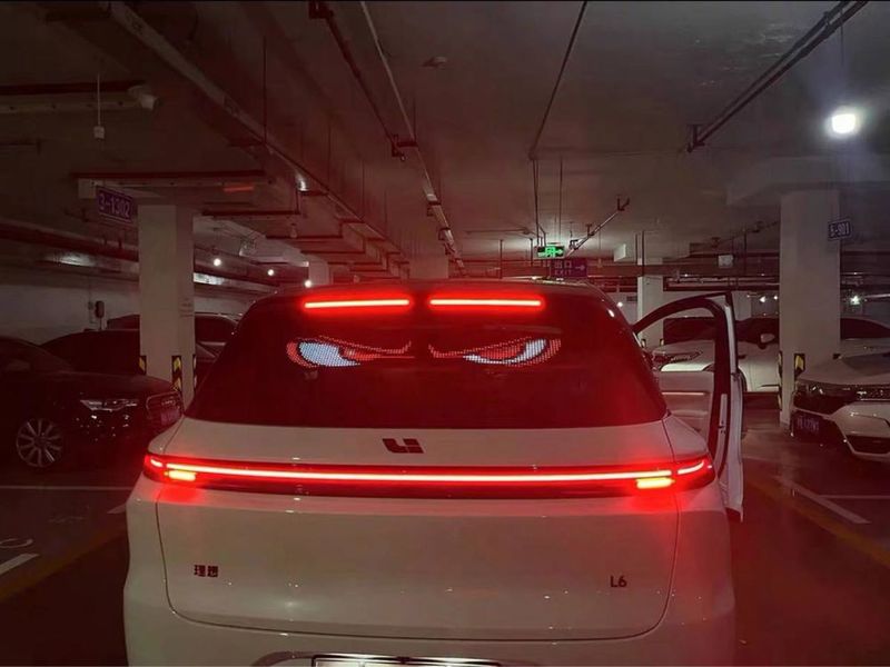 Динамические глаза — умный LED-дисплей с пультом и приложением! Динамические глаза — умный LED-дисплей с пультом и приложением!