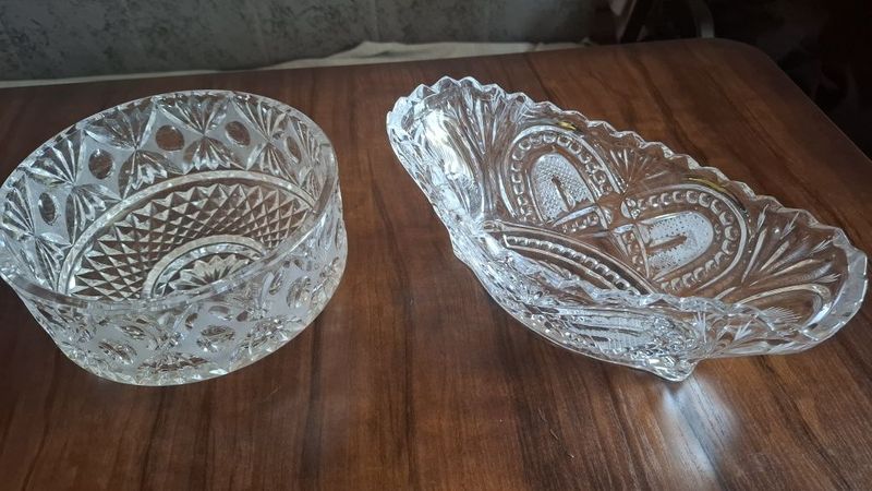 Продаю хрустальные вазы. Продаю хрустальные вазы.