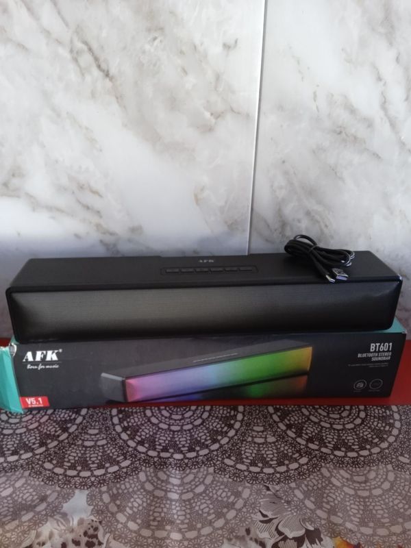 AFK BT601 soundbar Led light