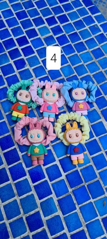 Резинка для волос с фигуркой Labubu Резинка для волос с фигуркой Labubu