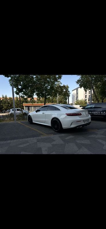 Srochno mercedes benz w213 coupe sotiladi Srochno mercedes benz w213 coupe sotiladi