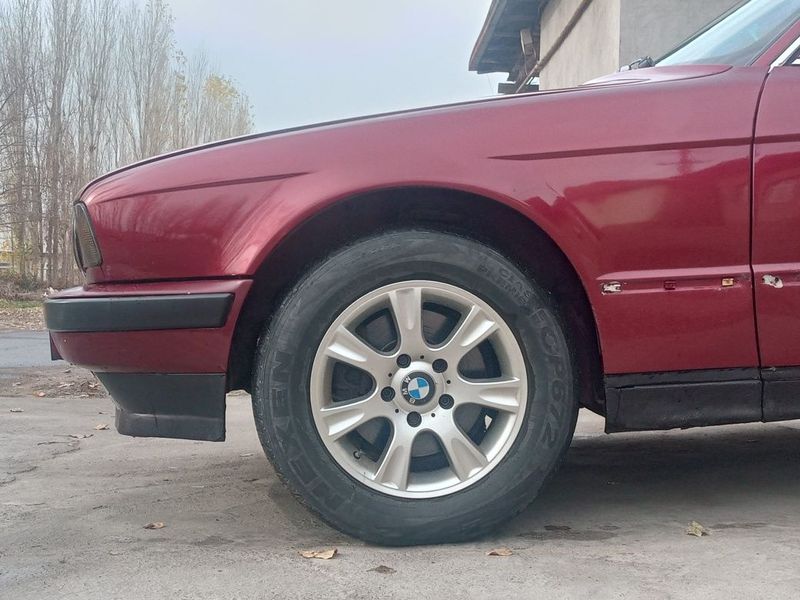 Bmw e34 yurgan diska balon Bmw e34 yurgan diska balon