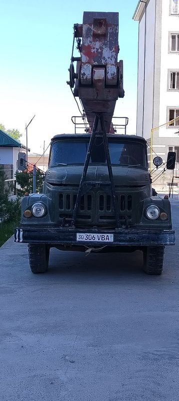 Auto Zil Kutargich